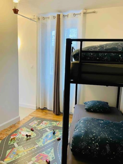 Agreable Maison De Village Avec Balcon Roiffieux エクステリア 写真